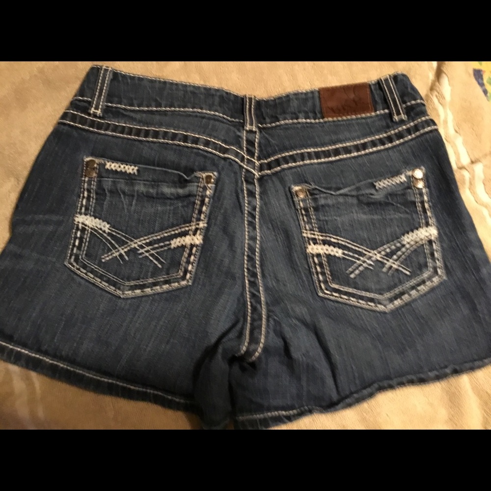 Women shorts